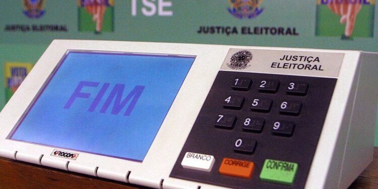 Abstenções nas urnas chegam a 20,89% e atingem maior índice desde 2002