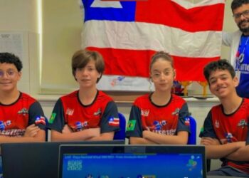 Estudantes baianos são premiados nas Olímpiadas de Robótica após programarem robôs para resgate de vítimas em desastres