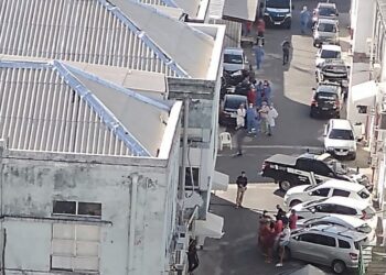 Homem é morto a tiros de metralhadora dentro da maternidade em Salvador