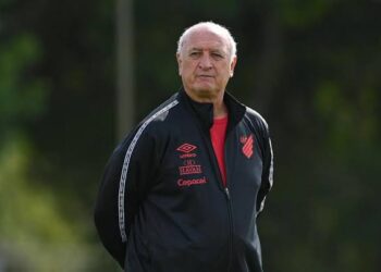Aos 74 anos, Felipão anuncia aposentadoria como treinador