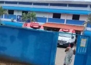 Ataque em escolas deixa três mortos e nove feridos 