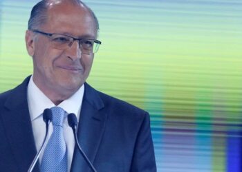 Alckmin chega em Brasília para reunião com Ciro Nogueira sobre transição de governo