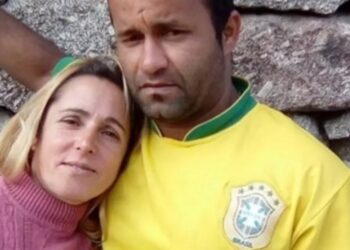Homem esfaqueia, estrangula e assassina ex-esposa por ciúmes