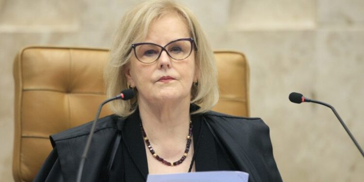 Rosa Weber vota pela inconstitucionalidade do orçamento secreto