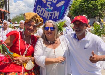 Madre de Deus: Presidente Mirlene Dourado participa da lavagem do senhor do Bonfim