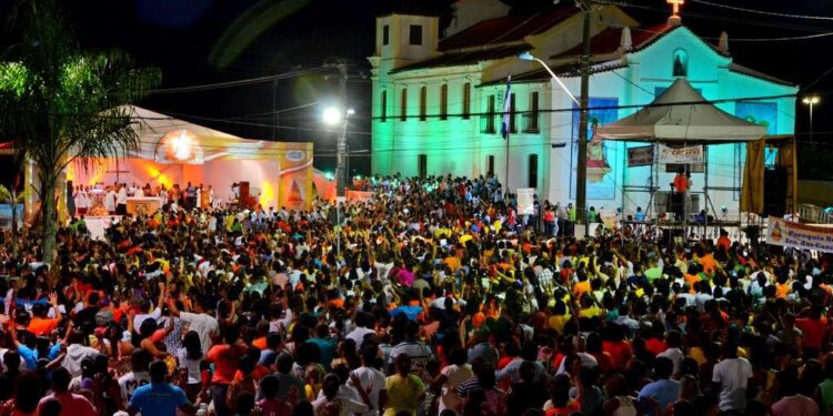 Festa em homenagem a Nossa Senhora das Candeias começa próxima terça-feira