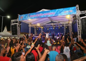 Alegria e diversão marcam o primeiro dia da Festa de São Gonçalo em Passé