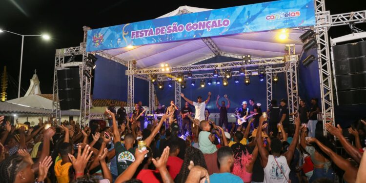 Alegria e diversão marcam o primeiro dia da Festa de São Gonçalo em Passé