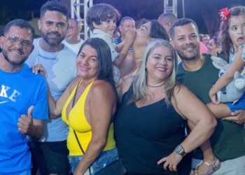 Madre de Deus: Presidente da Câmara Mirlene Dourado participa da abertura do Madre verão Plus