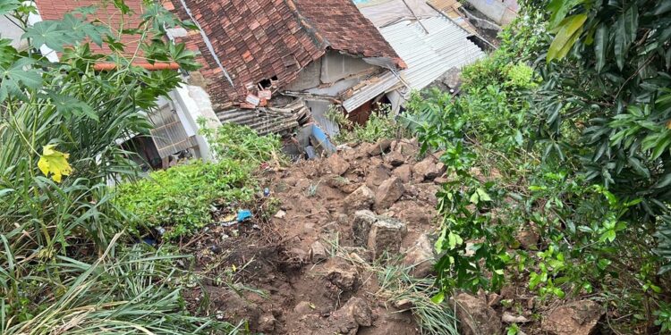 Em 24 horas, 5 pessoas morrem em decorrência das chuvas no RJ