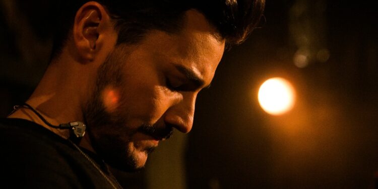 Candeias:Thiago Brado se apresentará nesta quarta-feira nos festejos de Nossa Senhora