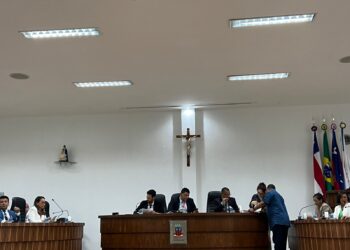 Candeias: Câmara aprova medidas de proteção à mulher, idosos e Combate aos Crimes por meio da Internet