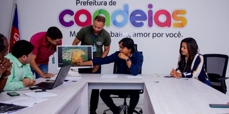 Candeias: Após forte chuva, prefeito recebe comissão de moradores do Condomínio Nossa Senhora das Candeias I e II