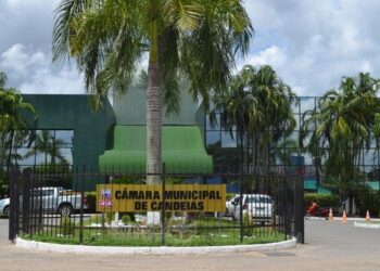 Candeias: Sessão Especial na Câmara faz homenagem ao Mês da Mulher