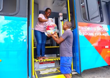 Candeias: Caravana da Saúde e do Social chega a localidade da Vila Esperança
