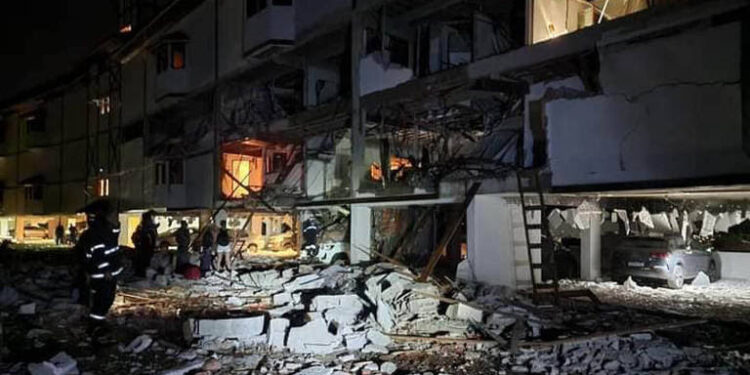 Explosão atinge condomínio em Campos do Jordão e deixa quatro pessoas feridas