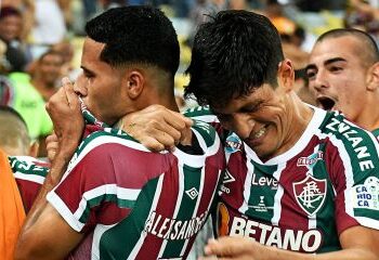 No Maracanã, Fluminense domina Flamengo, faz 4 a 1 e é bicampeão carioca