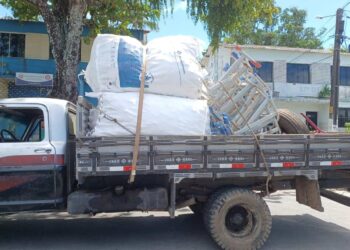 Madre de Deus: Polícia prende homens que invadiram imóvel e tentaram furtar objetos da SEDUC