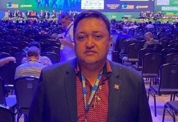 Prefeito é assassinado a tiros dentro da própria casa