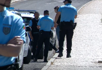 Em Portugal, homem mata três e comete suicídio após discussão por causa de pombos