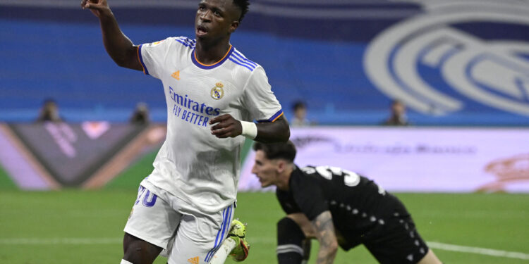 Lei “Vini Jr”: RJ aprova medidas contra o racismo no futebol