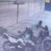 Salvador: Em menos de um minuto, homens furtam duas motos em estacionamento de academia