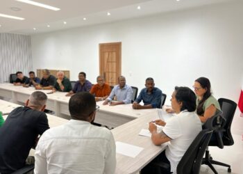 Candeias: Prefeito recebe pastores para preparar Semana Evangélica