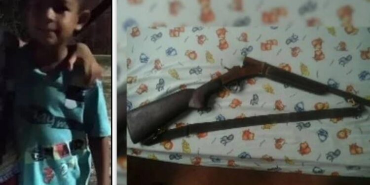 Criança de 4 anos morre após ser atingido por tiro de espingarda disparado, pela irmã na Bahia