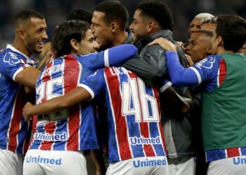 Bahia faz goleada histórica no Corinthians