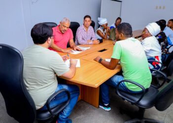 Prefeitura reúne com comissão de religiões de matrizes africanas e comunidades tradicionais para definir ações do mês da consciência negra