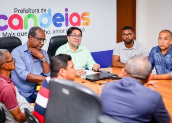 Prefeitura se reúne com comissão de feirantes para apresentar cronograma e projeto da Nova Feira