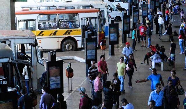 Rodoviários da RMS entram em acordo com empresa e encerram greve