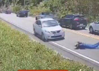 Homem cai de moto e é atropelado por carro em rodovia na Bahia