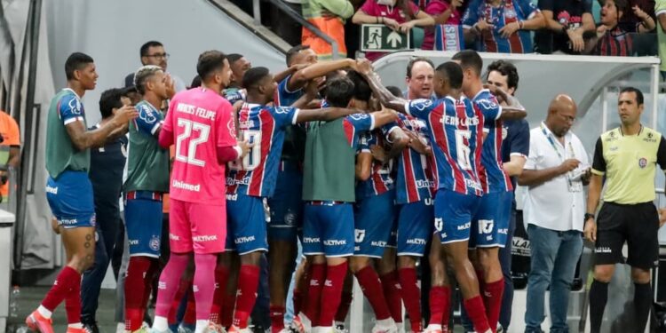 Bahia goleia o Itabuna e se isola na liderança do Baianão