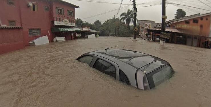 Temporal deixa 4 mortos no Rio de Janeiro
