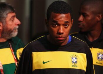 Robinho é preso, ex-jogador cumprirá sentença de 9 anos em regime fechado