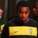 Robinho é preso, ex-jogador cumprirá  sentença de 9 anos em regime fechado