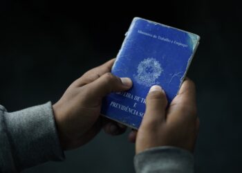 Desemprego sobe 8% e atinge quase 9 milhões de pessoas