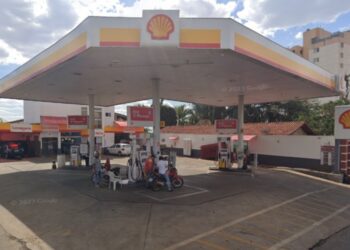 Funcionária entra na Justiça após demissão, e acaba tendo de pagar R$ 100 mil para a empresa