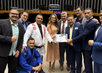 Madre de Deus: Prefeito Dailton Filho recebe honraria por trabalho desenvolvido com paratletas