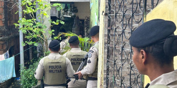 Salvador: Criminosos invadem residência e mantêm crianças e adolescente reféns em Brotas