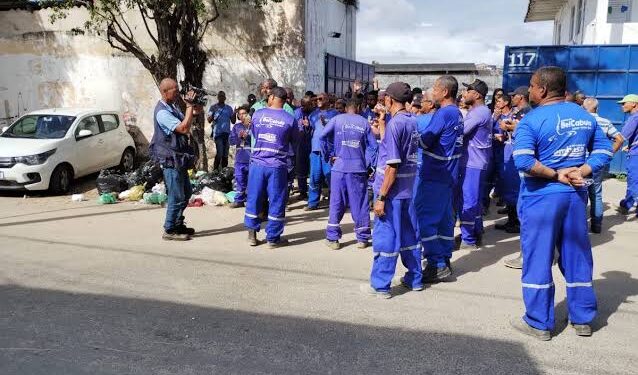 Funcionário terceirizado da Embasa morre baleado em ação da Polícia Militar