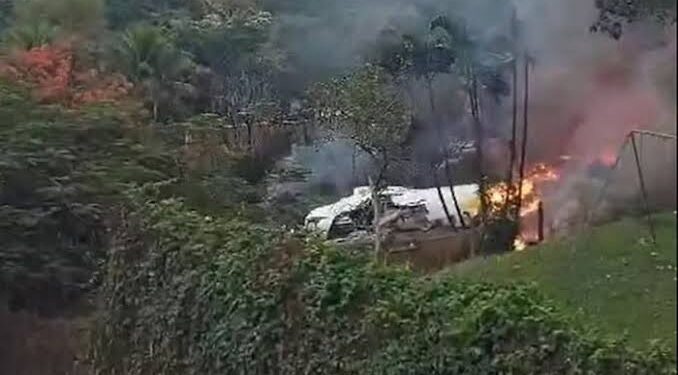 Avião com 62 pessoas  cai em São Paulo e não há sobreviventes