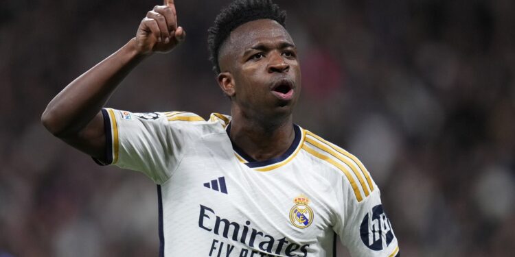 Bola de Ouro 2024: Rodri é eleito o melhor jogador do mundo, e Vini Jr. é segundo