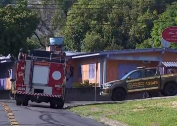 Homem mata a tiros pai, irmão, um PM e deixa 9 feridos 