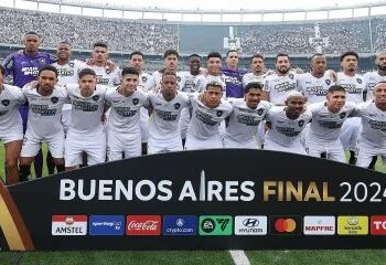 Botafogo bate Atlético-MG e vence Libertadores pela primeira vez