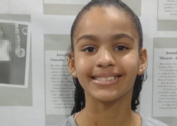 Corpo de menina que desapareceu após cair em bueiro é encontrado na Bahia