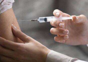 Rússia anuncia vacina revolucionária contra o câncer para 2025