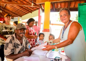 Candeias: Prefeitura convoca moradores da Vila Benedito para receber títulos de posse dos imóveis