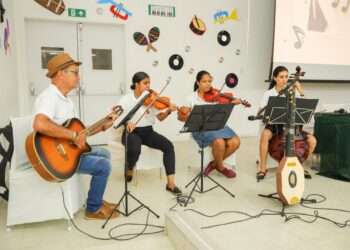 Coralistas de Candeias participam de Encontro Pedagógico Musical